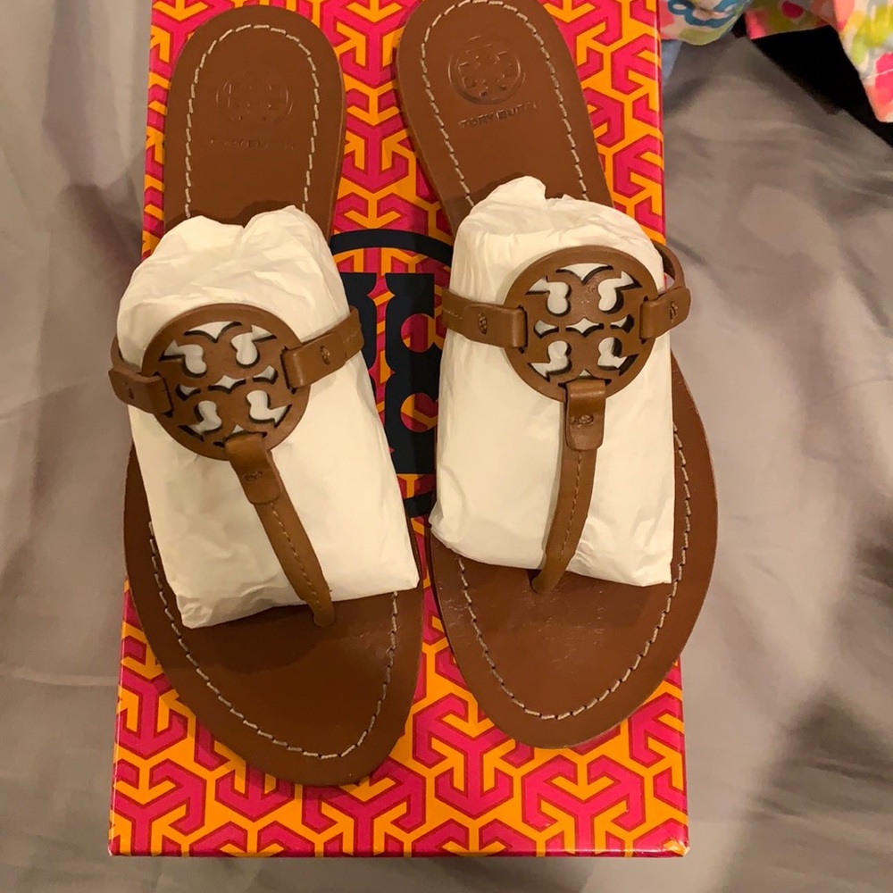 tory burch sandals